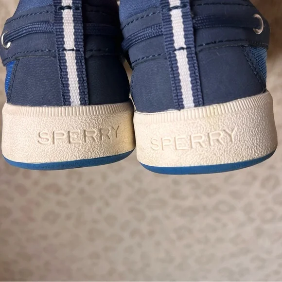 Kids Sperry navy blue boat shoes (size 14.5) - Picture 7 of 9